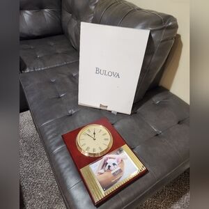 Bulova Clock 15×11  with 5×7 Magnetic Picture Frame